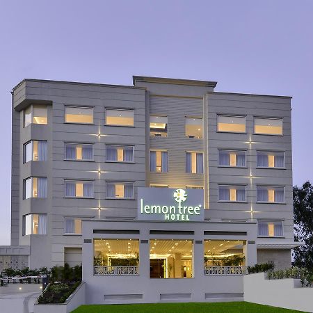 Lemon Tree Hotel Jammu Exteriör bild